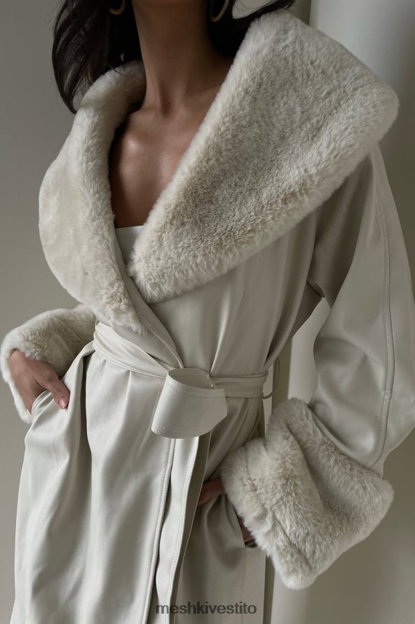 Meshki Trench oversize in PU di Rebecca con bordi in pelliccia vestiario osso 6L048P1650