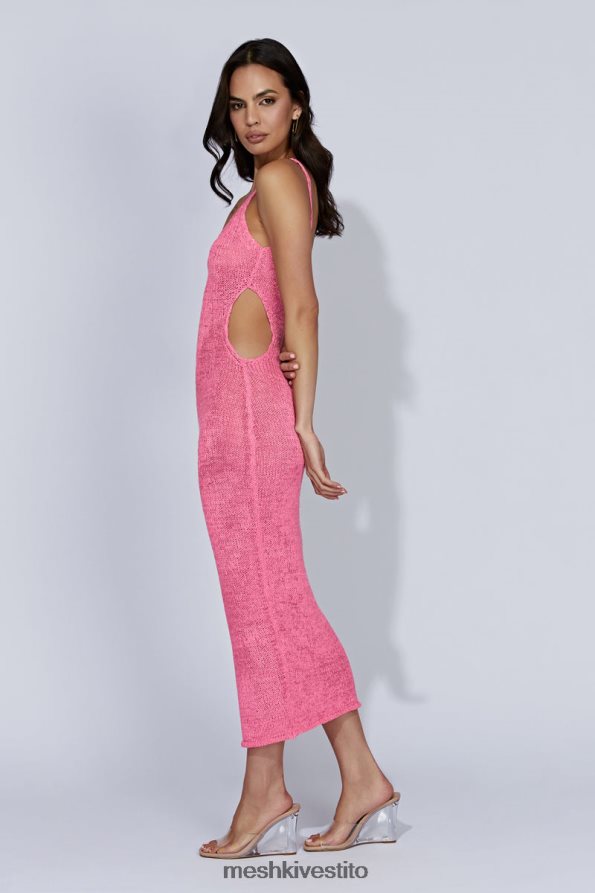 Meshki Abito midi in maglia shae con scollo rotondo vestiario rosa gomma da masticare 6L048P635