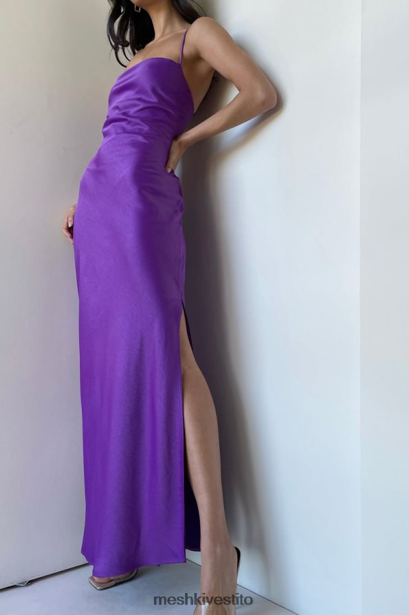 Meshki Abito lungo Sydney con scollo dritto e sottoveste vestiario viola 6L048P445