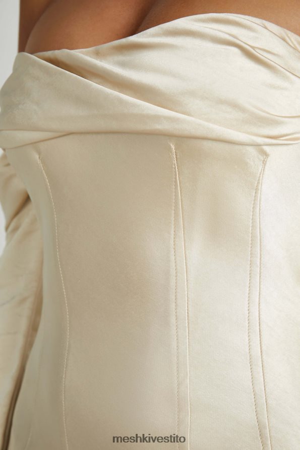 Meshki Giselle maxi abito con spalle scoperte e collo ad anello vestiario oro 6L048P120